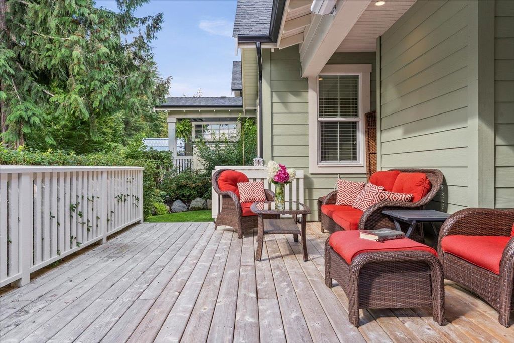 listing image 1103218095125243605