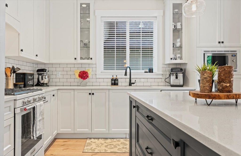 listing image 1108747144924623350