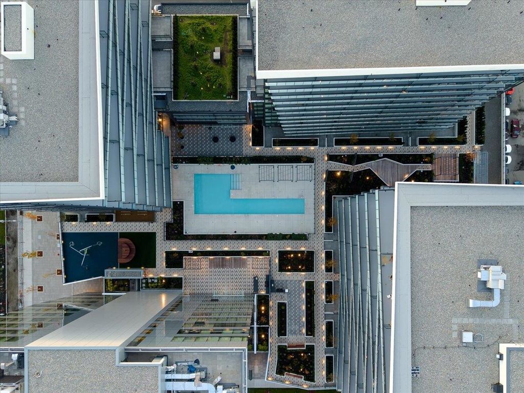 listing image 1108809409898863692