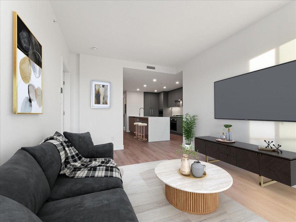 listing image 1101933464932213333