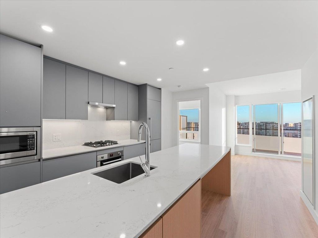 listing image 1100441921934116752