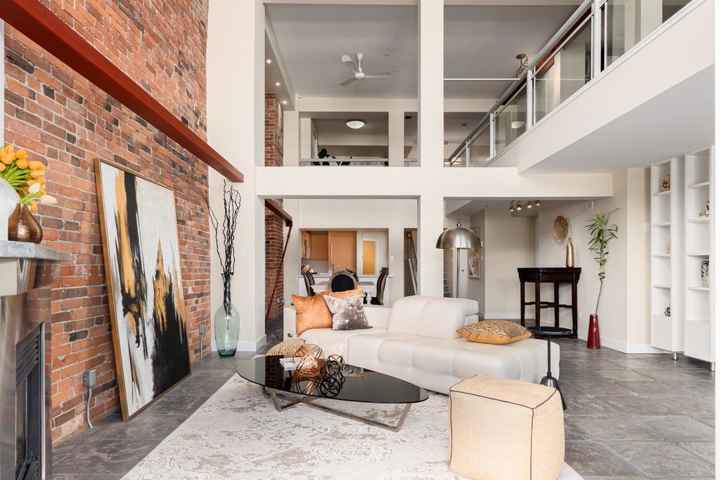 listing image 1103501095482503754