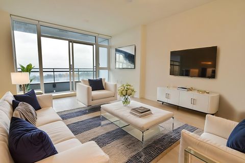 13675 107a Avenue 1910 Surrey BC V3T 2H3