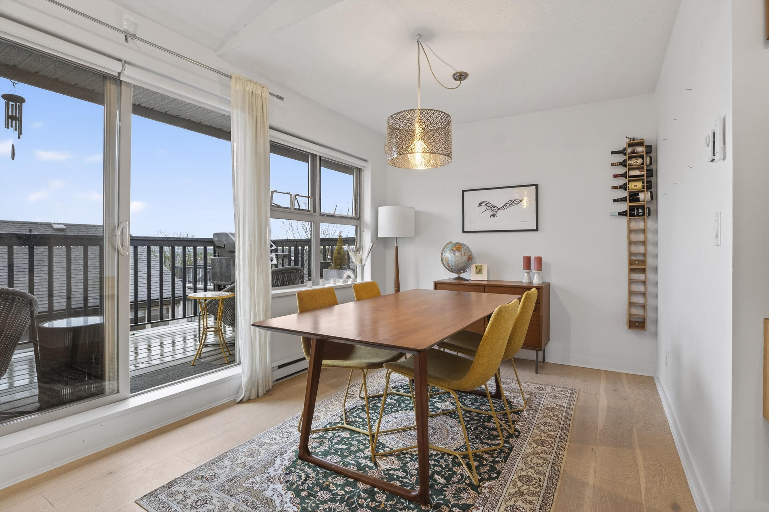 3855 Pender Street 31