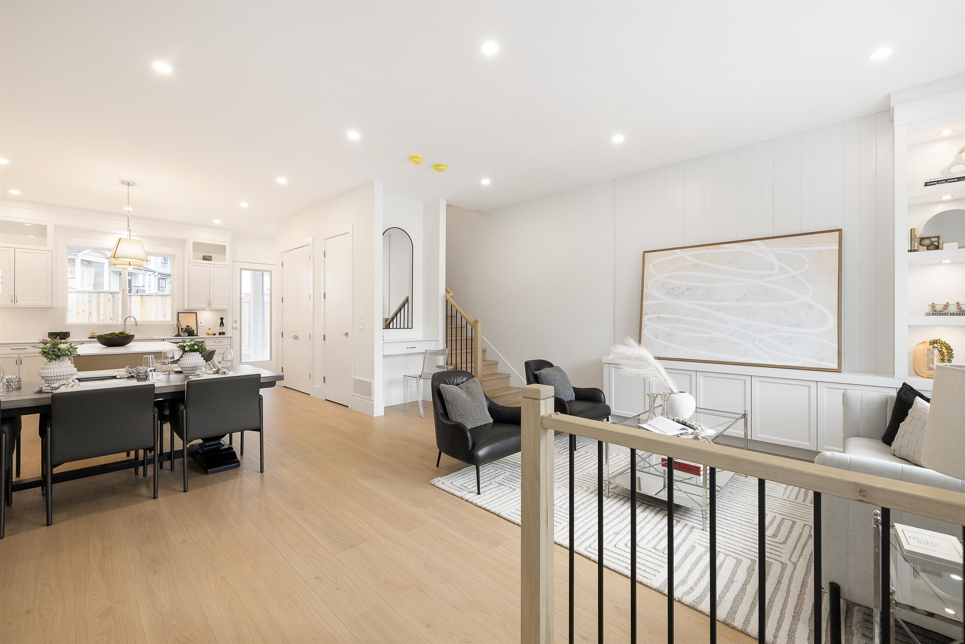 1810 165a Street 102