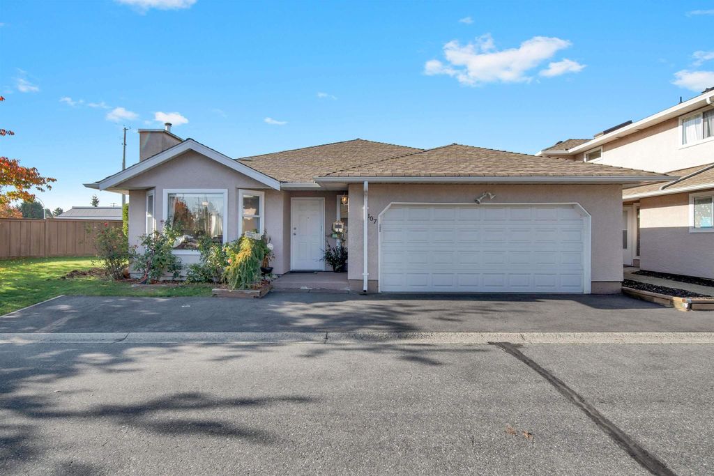 Photo of 15501 89a Avenue #107, Surrey, BC V3R 0Z5 (MLS # R3080230)