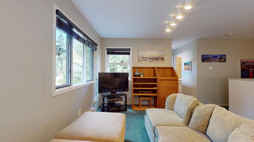 listing image 1100712804486929342