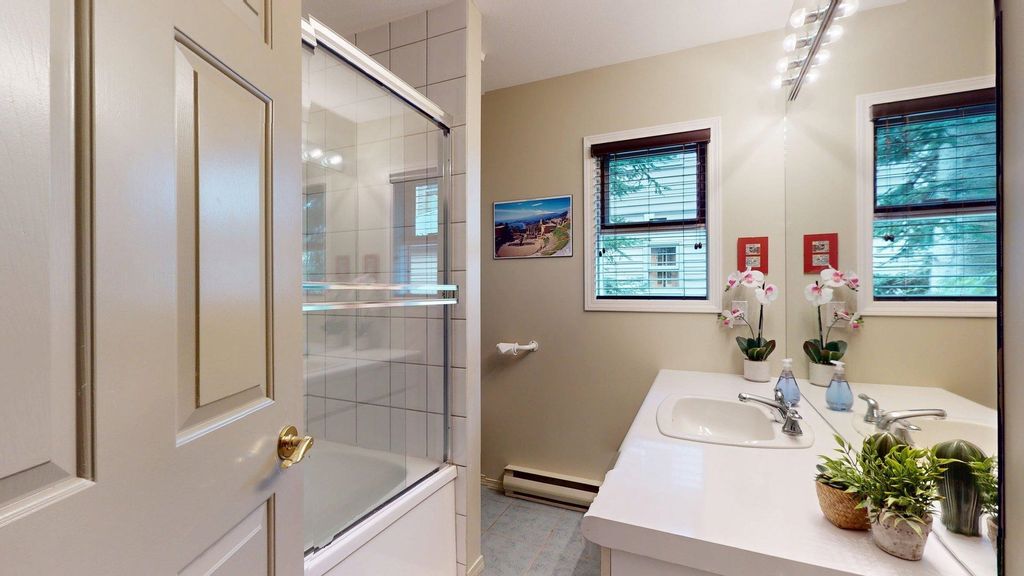 listing image 1106043281238500281