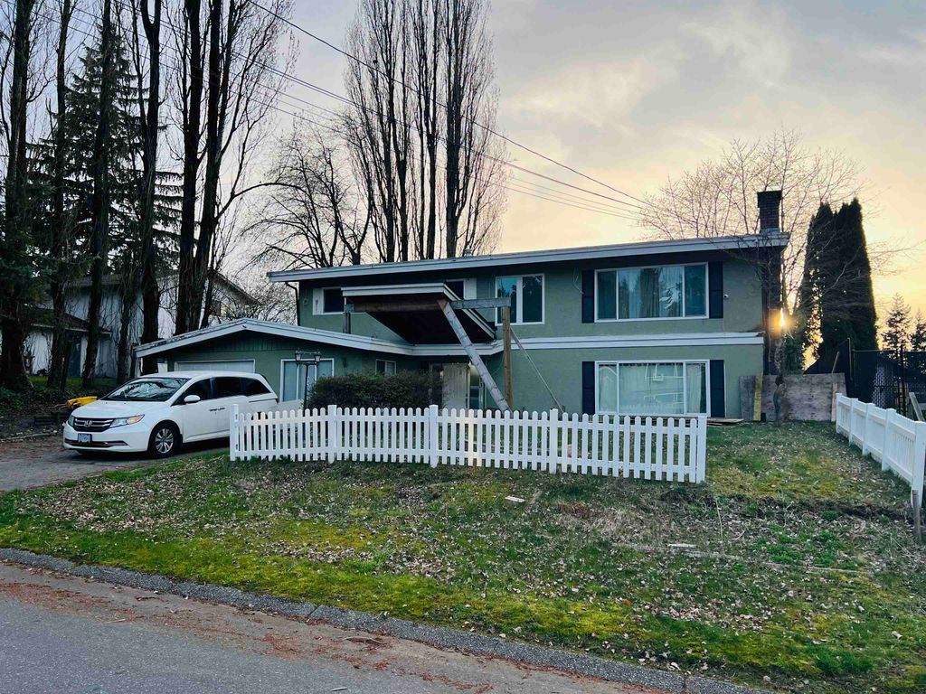 Photo of 2713 Moorland Street, Abbotsford, BC V2T 3V4 (MLS # R3115093)