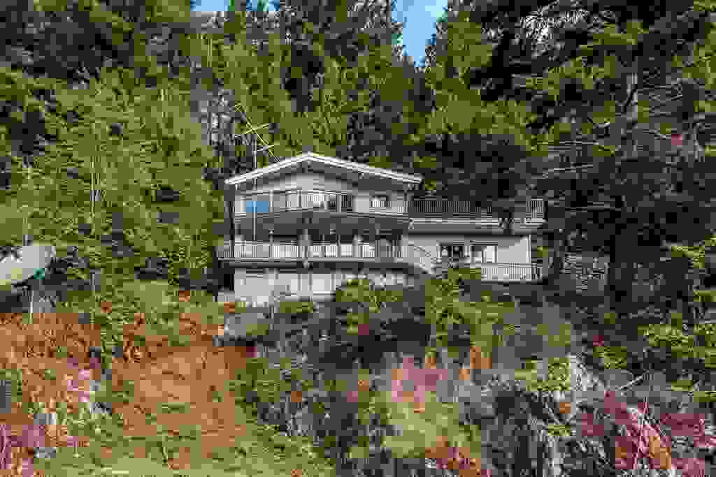 Photo of 47005 Yale Road, Chilliwack, BC V2P 2S6 (MLS # R3152943)
