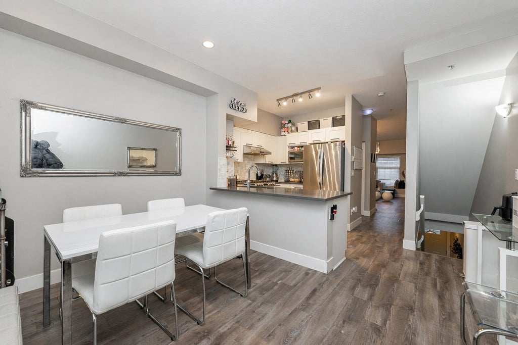 Photo of 21535 88 Avenue #15, Langley, BC V1M 4E5 (MLS # R3161664)