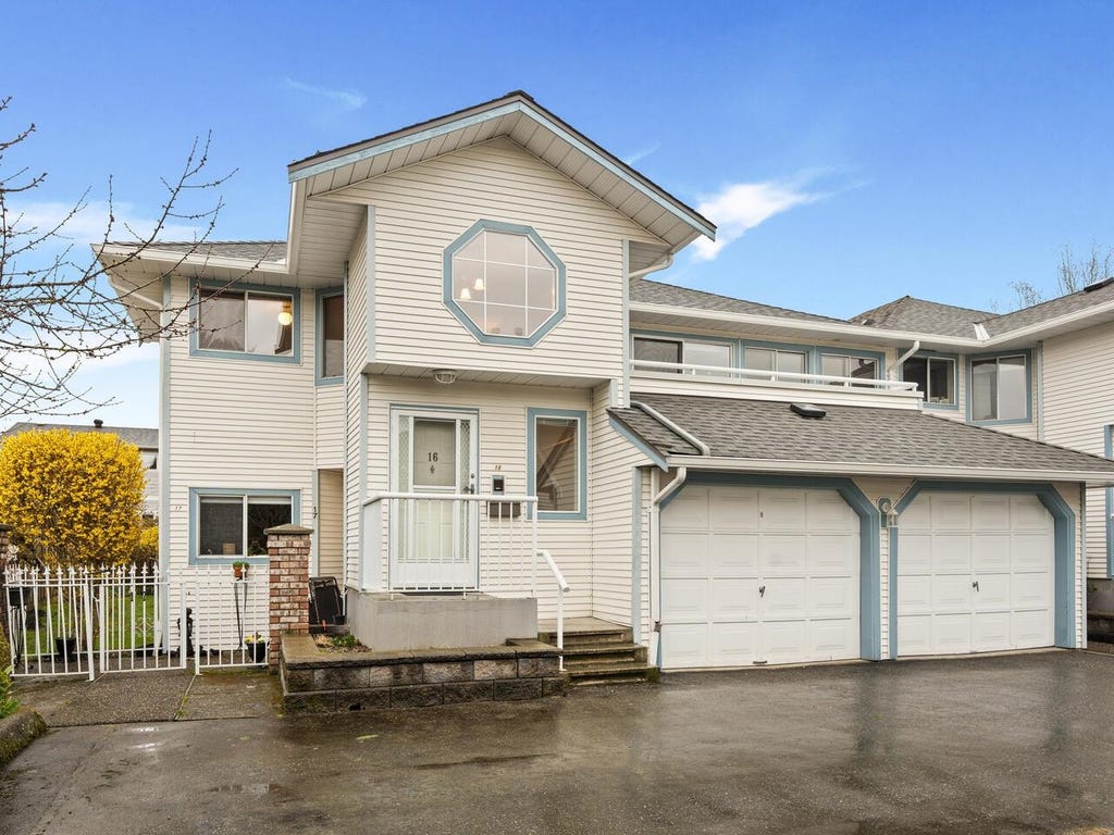 Photo of 19797 64 Avenue #16, Langley, BC V2Y 1G9 (MLS # R3144366)