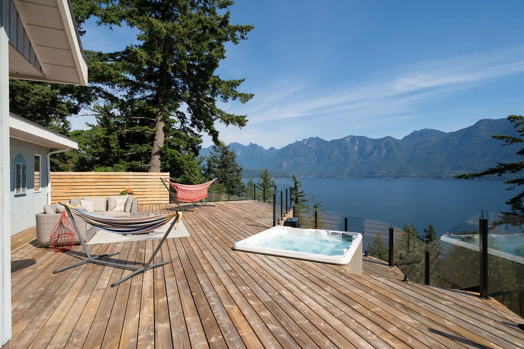 252 JASON ROAD, BOWEN ISLAND, BC V0N 1G1 - Image 2058044664.jpeg?d=l