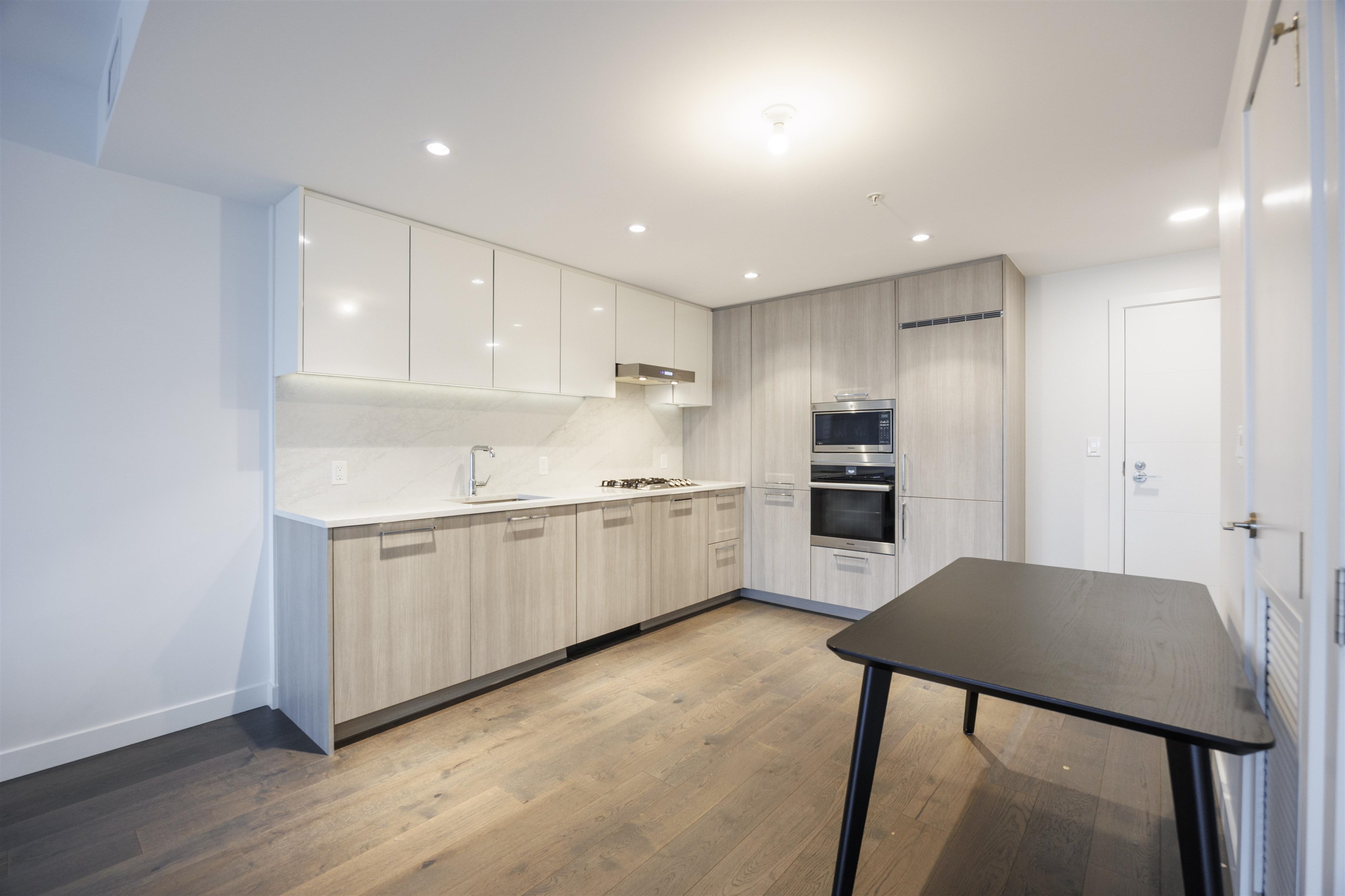 8155 Capstan Way 806