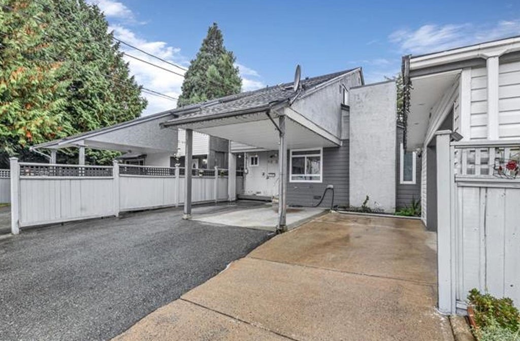 Photo of 6613 134 Street, Surrey, BC V3W 4S1 (MLS # R3172333)