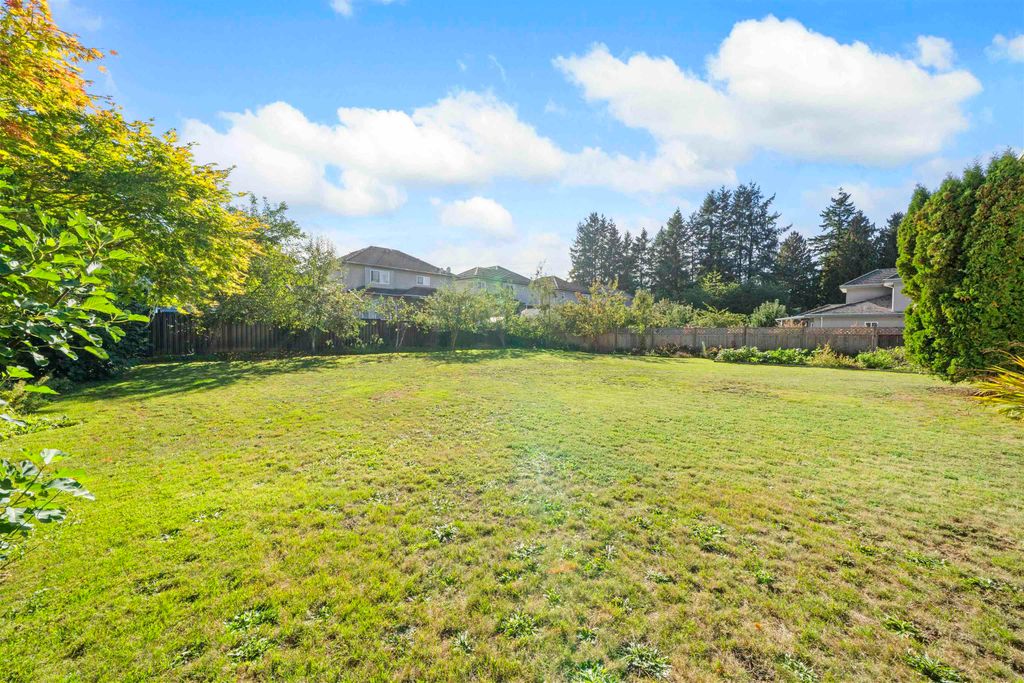 listing image 1103143303210756673