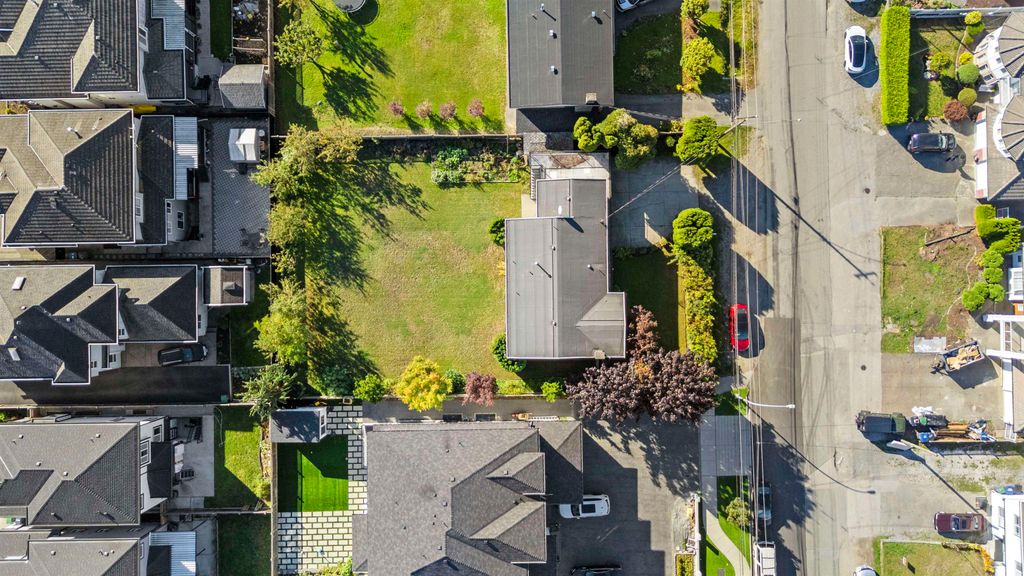 listing image 1103670230935841348