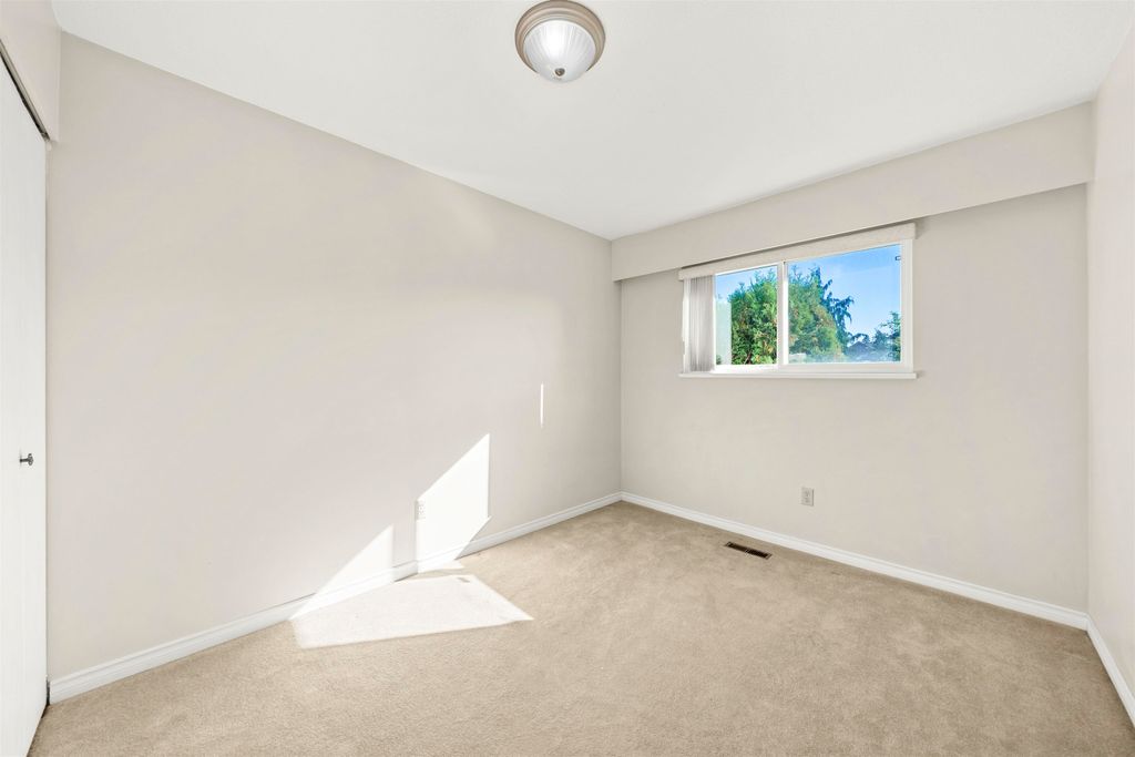 listing image 1107649055698238265