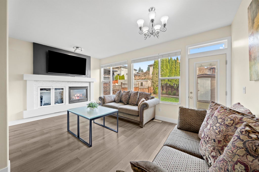 Photo of 10292 242b Street, Maple Ridge, BC V2W 1Y1 (MLS # R3147997)