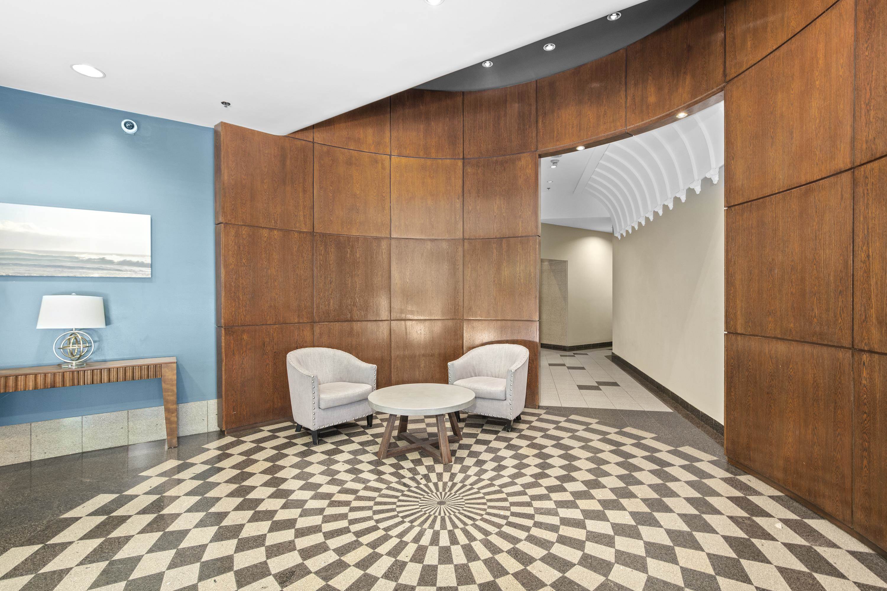 819 Hamilton Street 1105