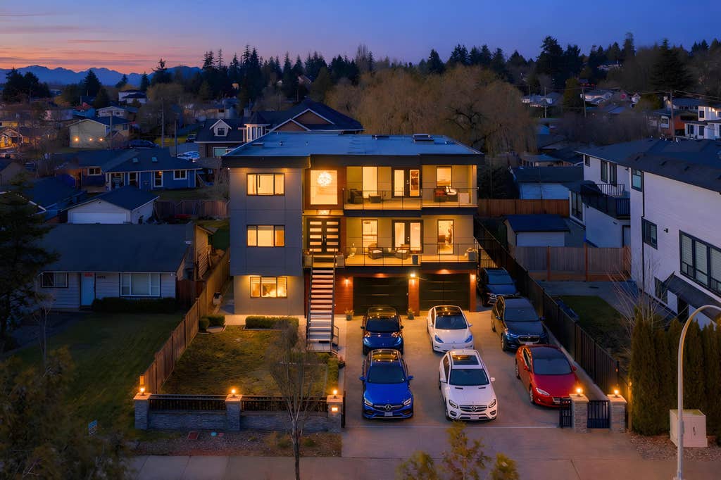 Photo of 17985 56a Avenue, Surrey, BC V3S 5H4 (MLS # R3149696)