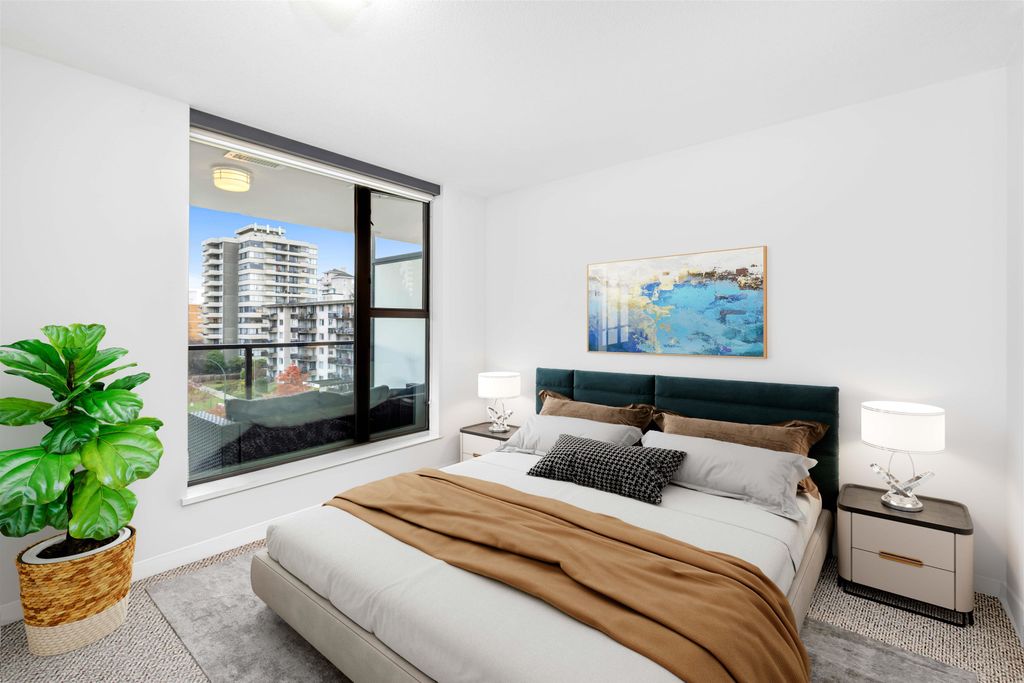 listing image 1103483096808318675