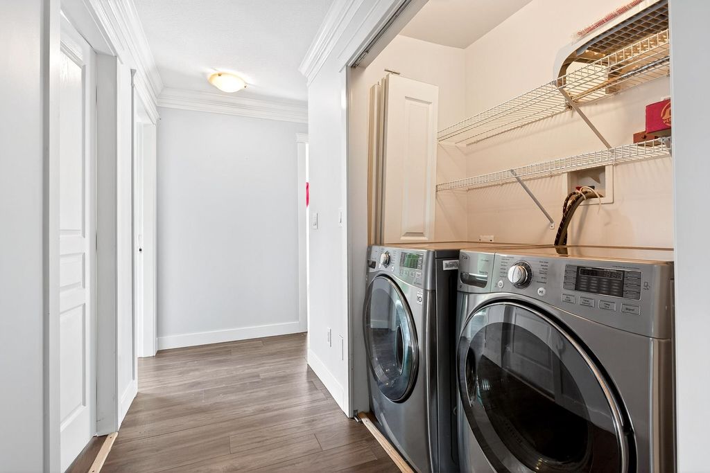 listing image 1105165527991167764