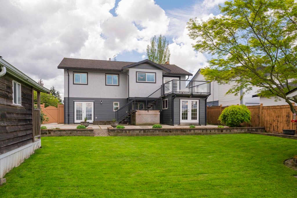 listing image 1106558402473919242