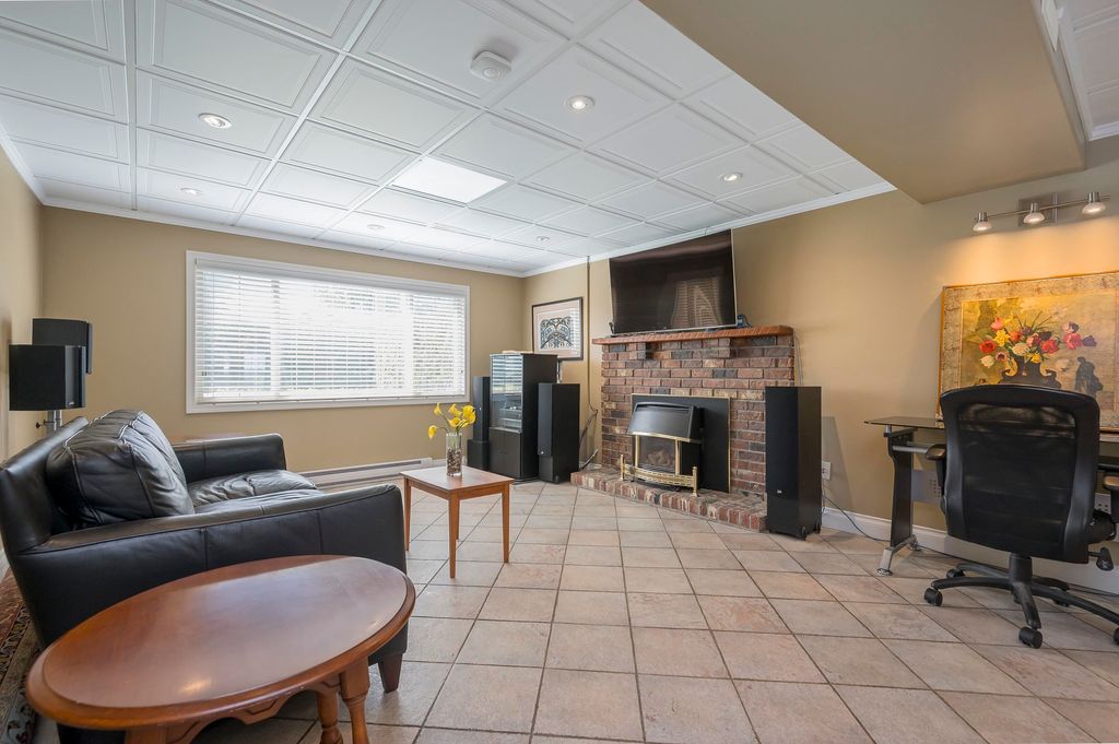 listing image 1108979973899564631