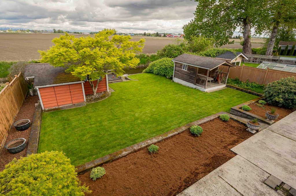listing image 1104380392632289531
