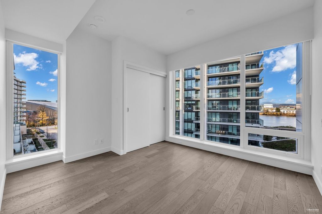 listing image 1109819196285674390