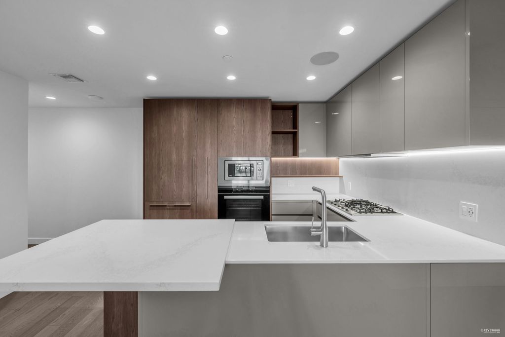 listing image 1105513563247583153