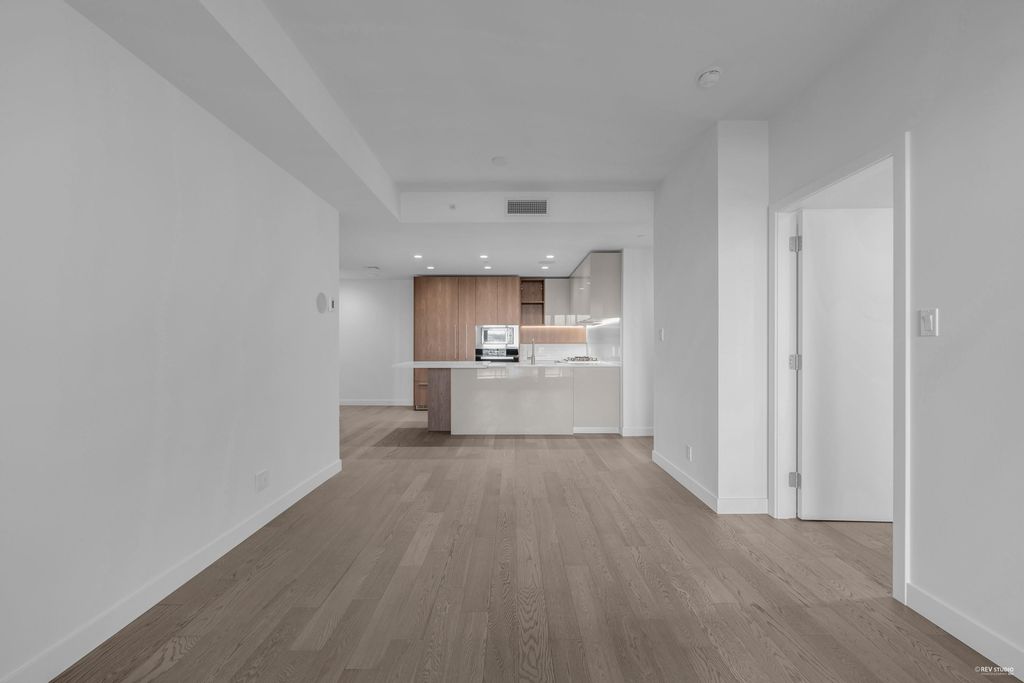 listing image 1104310854415472988