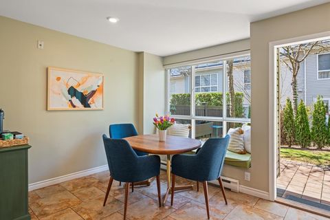 7350 Hawthorne Terrace Burnaby BC V5E 4M4