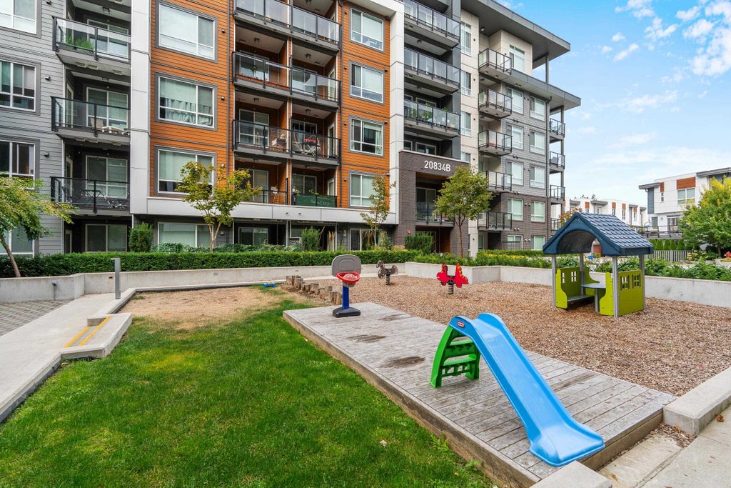 Photo of 20834 80 Avenue #B118, Langley, BC V2Y 3M6 (MLS # R3169737)