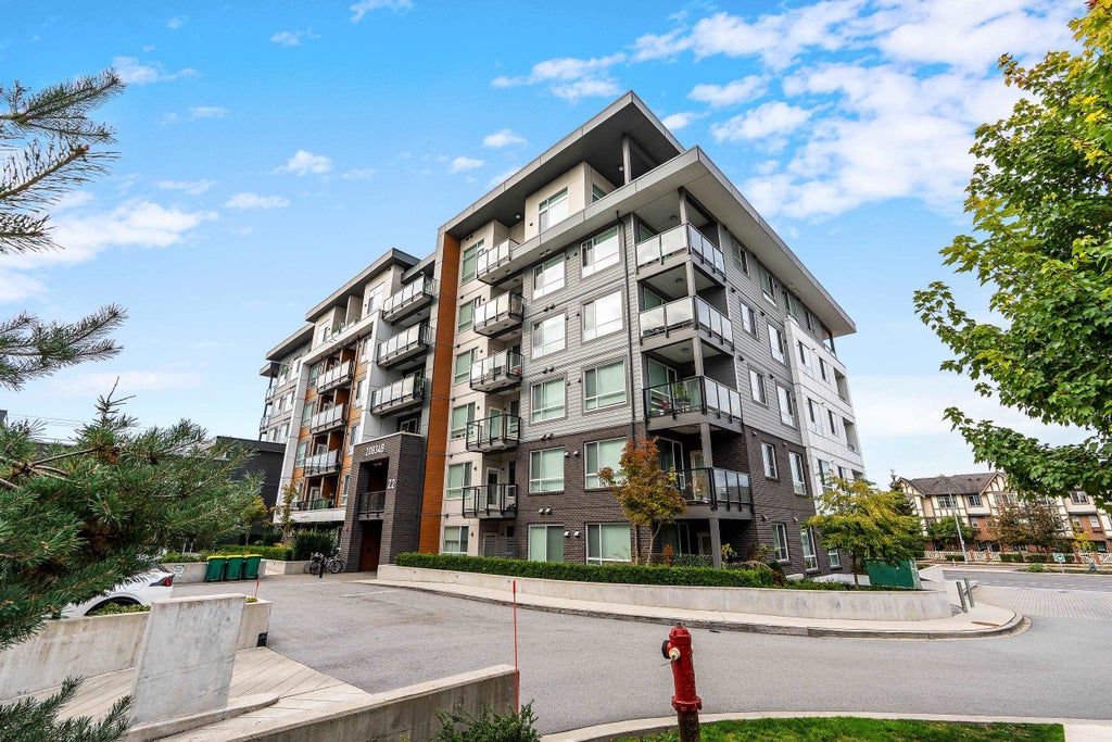 Photo of 20834 80 Avenue #B118, Langley, BC V2Y 3M6 (MLS # R3169737)