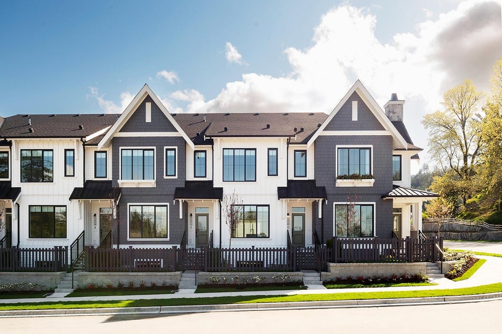 Photo of 2990 Serendipity Street, Abbotsford, BC V2S 7H8 (MLS # R3178240)