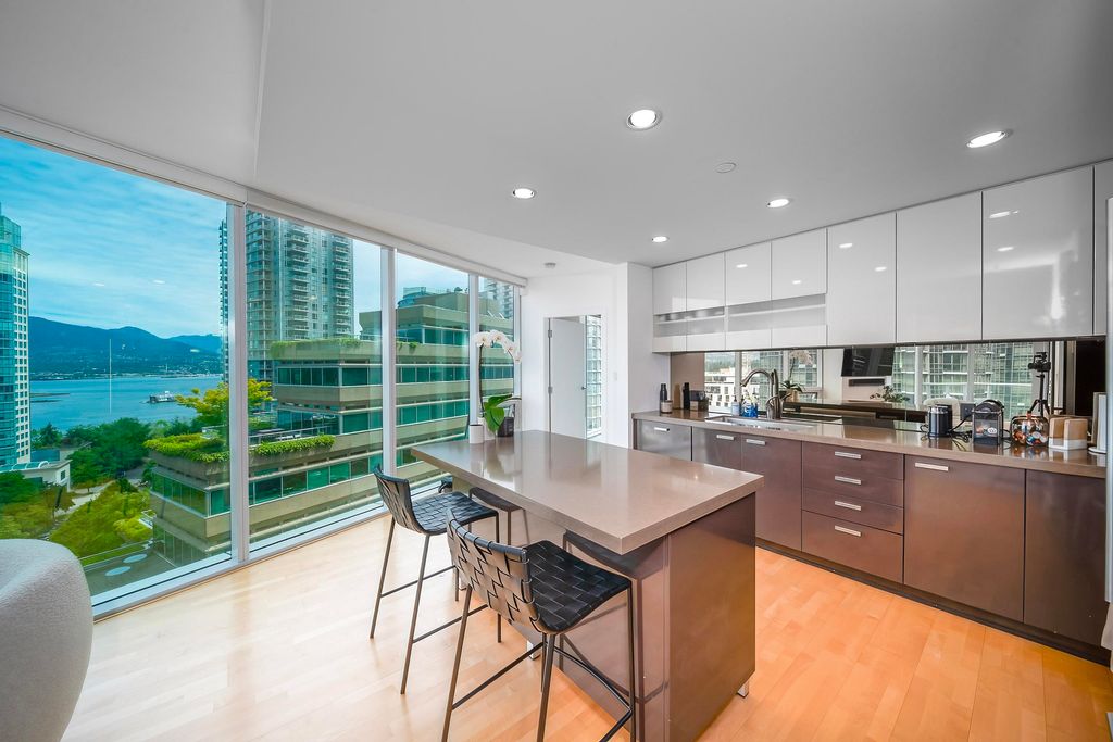 listing image 1101846989809212771