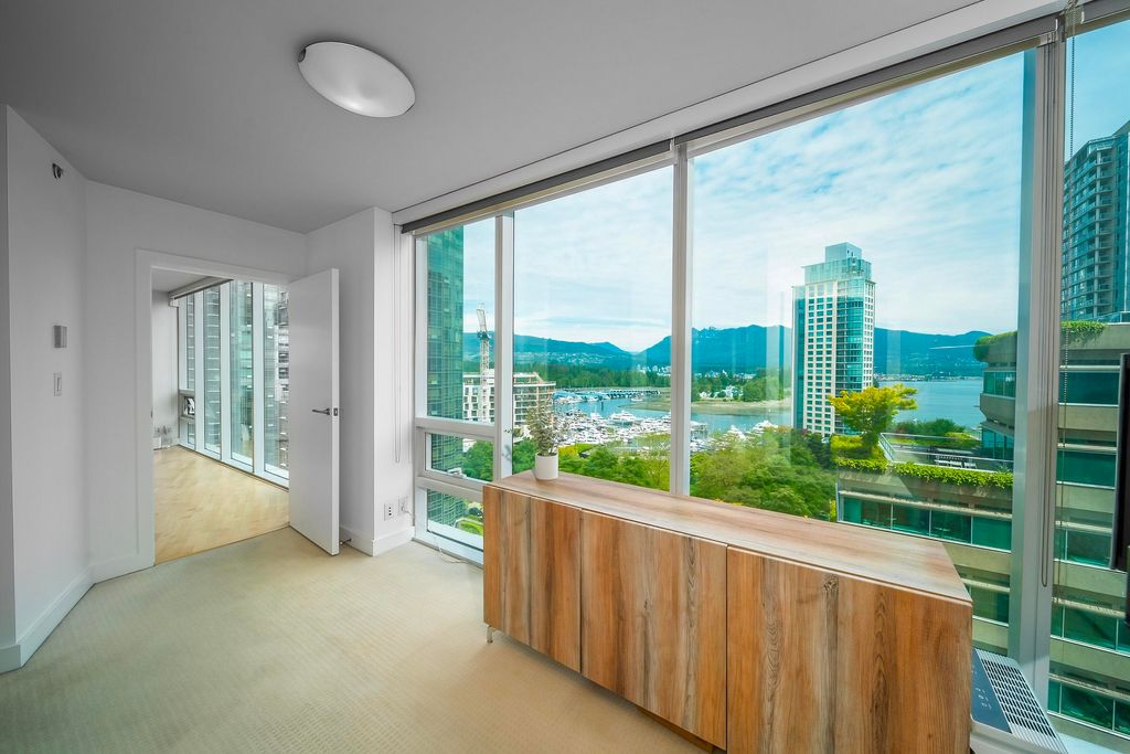 listing image 1100398930963132364