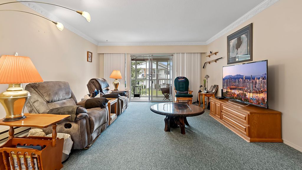 Photo of 32691 Garibaldi Drive #74, Abbotsford, BC V2T 5T7 (MLS # R3096685)