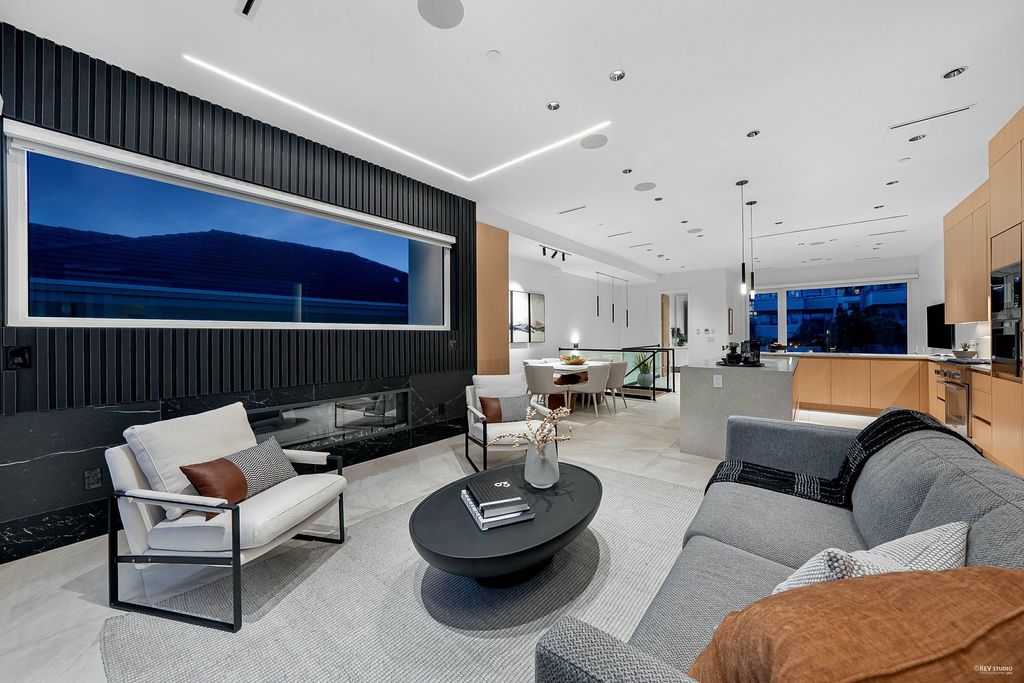 listing image 1103759559795571218