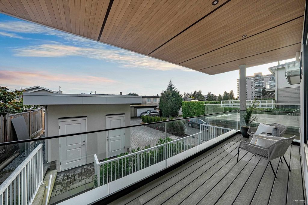 listing image 1101484126574996474