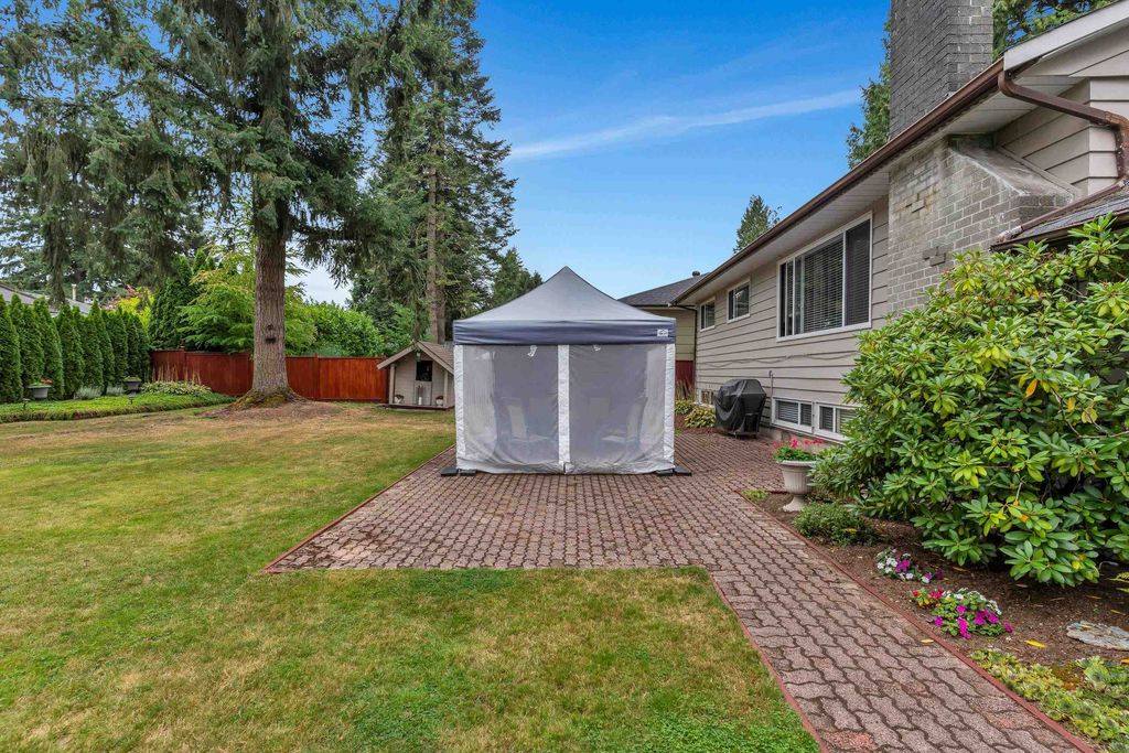 listing image 1108121426268961400