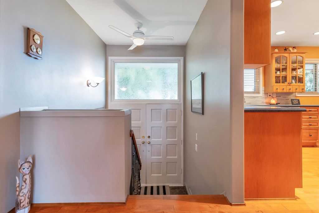 listing image 1106991229959879417