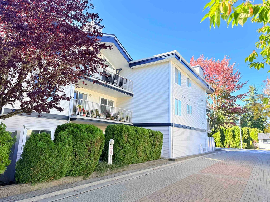 Photo of 15298 20 Avenue #103, Surrey, BC V4A 2A3 (MLS # R3171389)