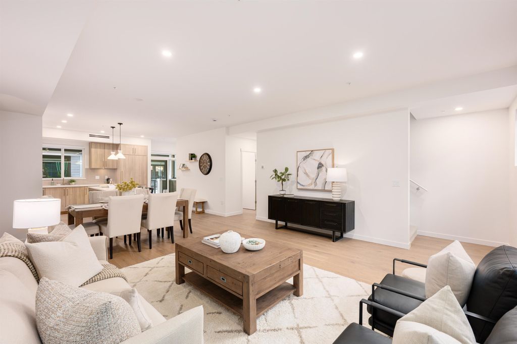 listing image 1104849212861330522