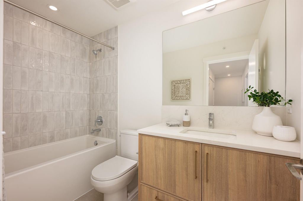 listing image 1101758642793566827