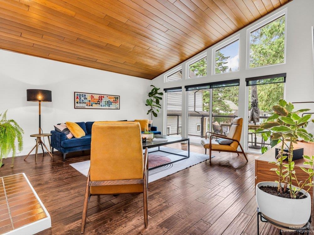 1636 Farrell Crescent