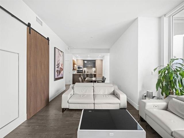 3438 Sawmill Crescent 504/505