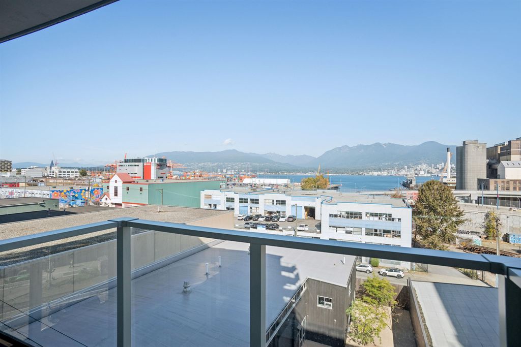 listing image 1104696346591534817